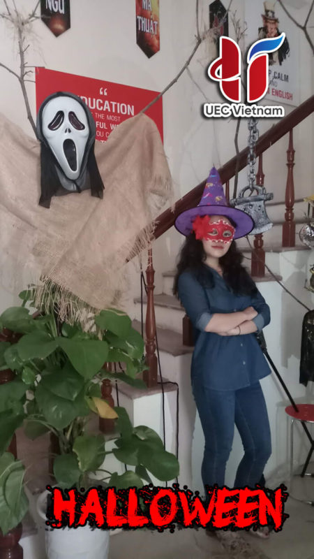 Lễ Hội Halloween tại UEC le hoi halloween tai anh ngu uec da nang 4 450x800 - Lễ Hội Halloween tại UEC